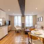Le Bois Bleu 2nd Floor Elegance & Comfort In The Heart Of شقة